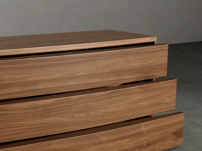 Ludlow Dresser